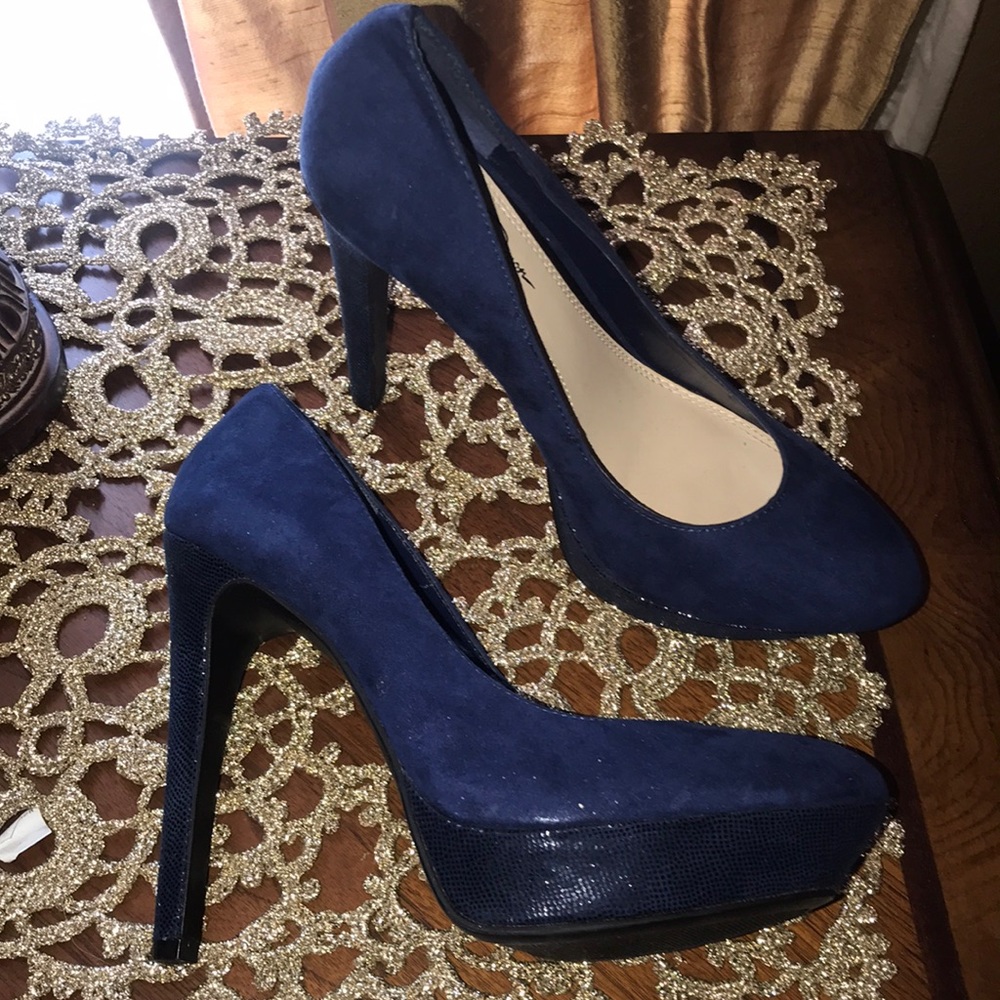 Jessica Simpson suede heels size 10 NWB